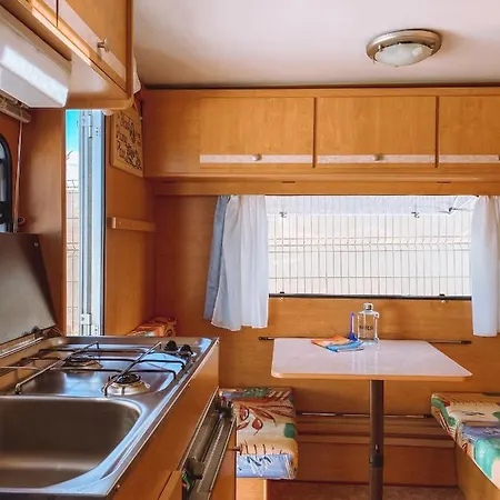 Glamping Caravan Lanzarote Luxury tent Tinajo